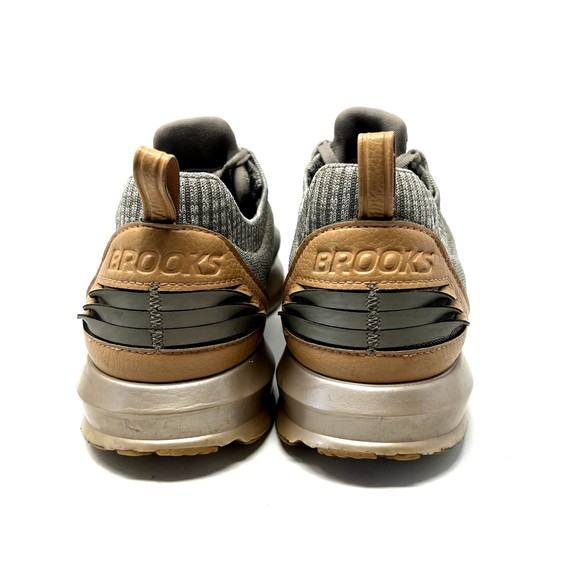 Brooks Mens Levitate 2 LE Tan Jog Running Shoes Lace Up Size 11.5 D 1103021D230 main image 2